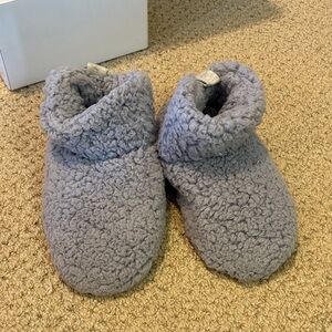 Cozy Gray Fleece Slippers